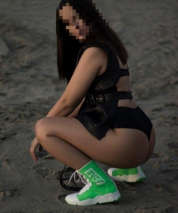🔥💋 Готова предложить тебе незабываемые моменты радости и наслаждения. 😏💦 Мои услуги включают классический секс, оральные ласки и массаж. Покажу тебе, что такое настоящая страсть и безудержное наслаждение. 🌟🔥 Наши встречи всегда проходят в доверительной, уютной обстановке. 🏩 У меня есть множество положительных отзывов, которые подтверждают мою опытность и профессионализм. 😉💖 Доверься мне, и я сделаю твои самые сокровенные фантазии явью. 🌈💫 Жду тебя, чтобы воплотить в жизнь все твои сокровенные мечты и фантазии. 🔞💘 Альбина